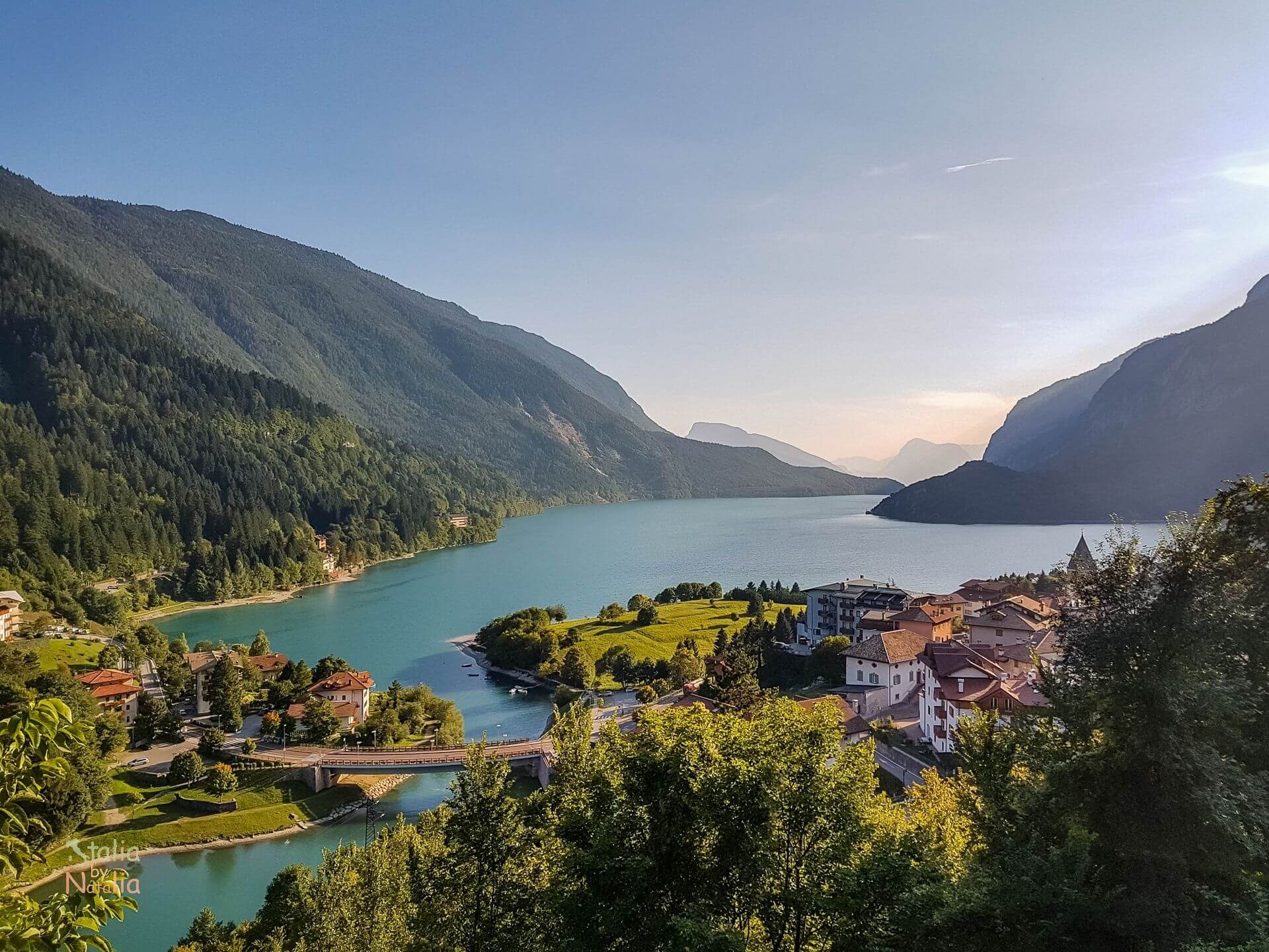 Jezioro Molveno lake lago Trentino Dolomity Dolomiti Brenta