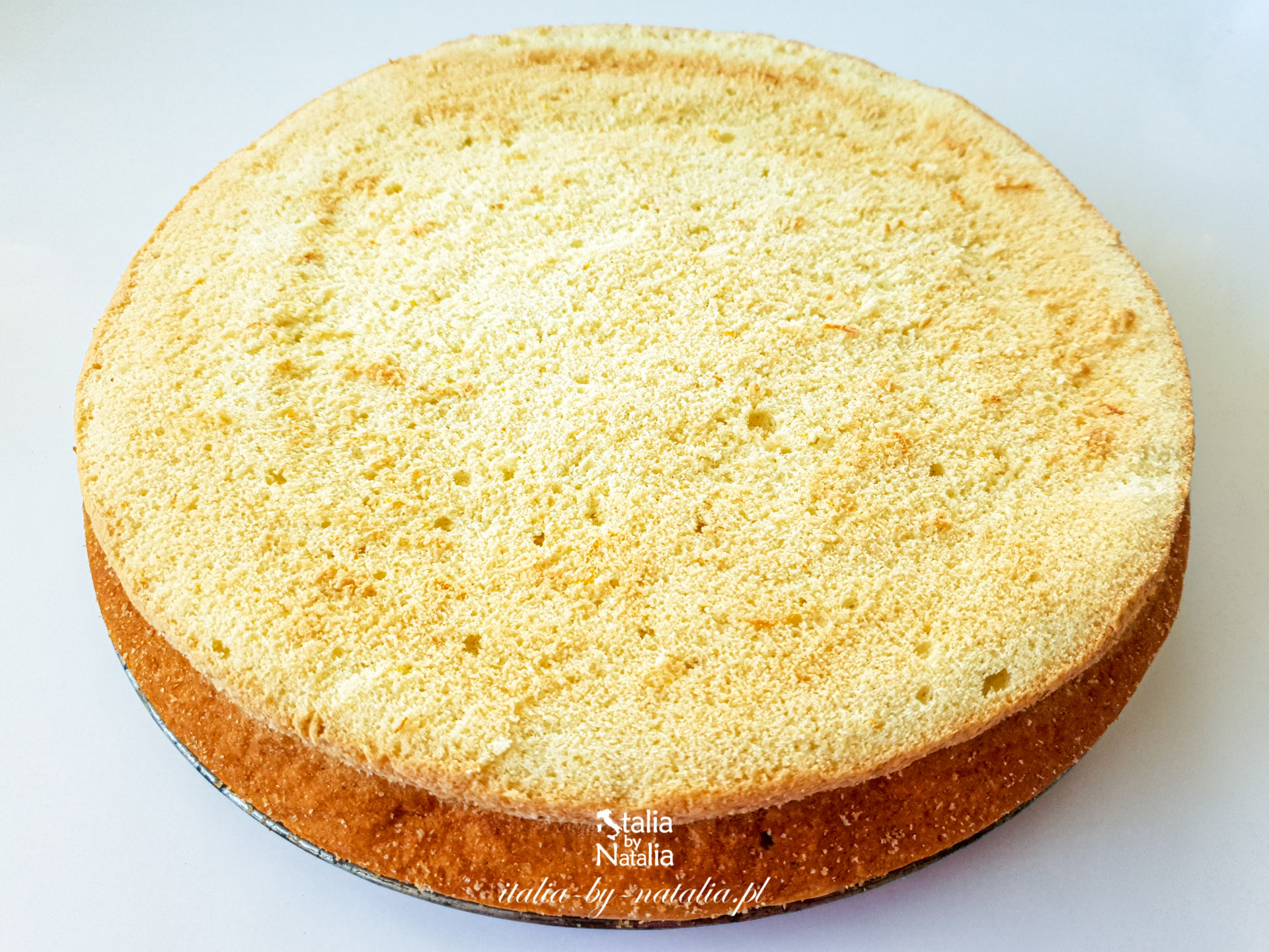 Tort mimoza (torta mimosa) lekkie i delikatne ciasto włoskie na Dzień Kobiet przepis