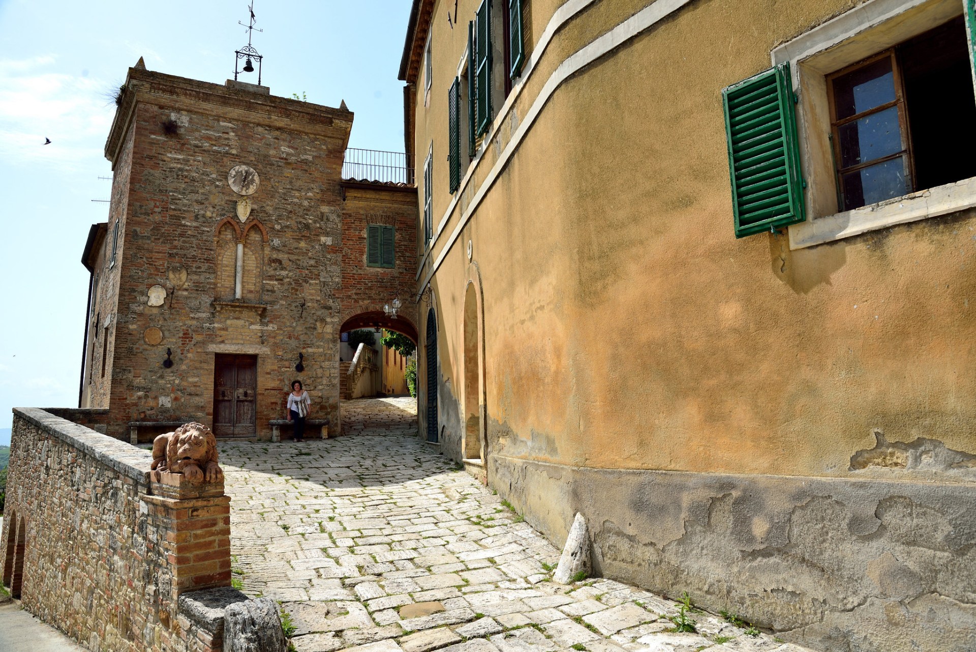 Lucignano w prowincji Arezzo - perła Valdichiana i jedno z najpiękniejszych miasteczek Toskanii