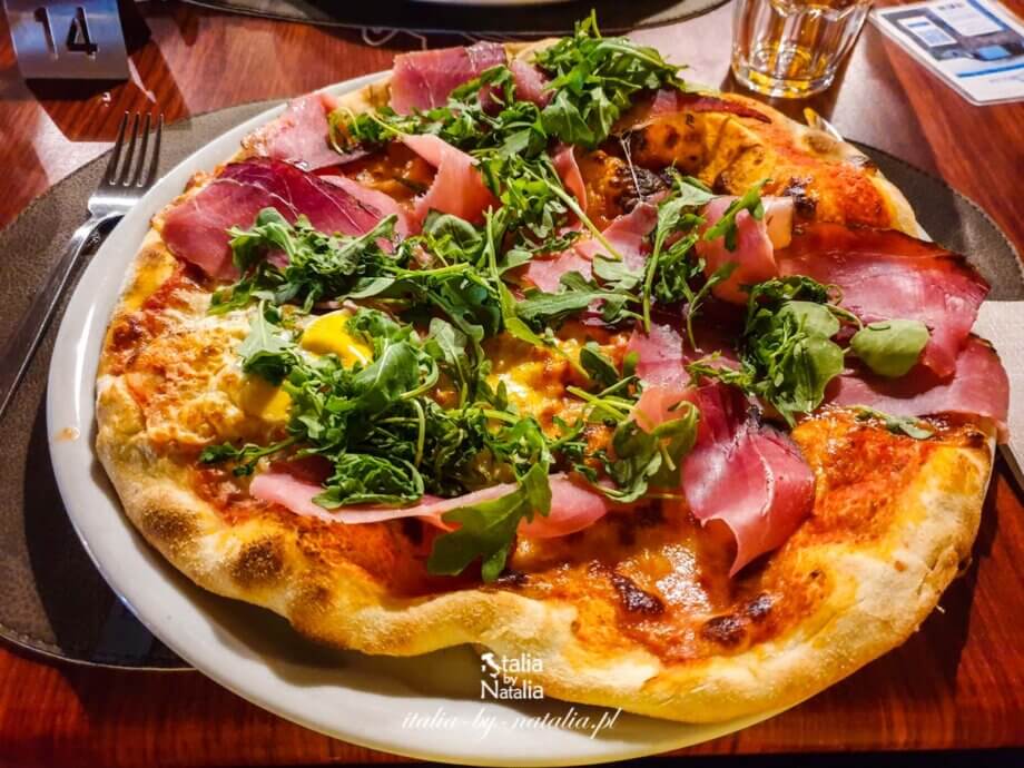 Wakacje na jachcie - rejs przy północno wschodnim wybrzeżu Sardynii, Costa Smeralda i okolice