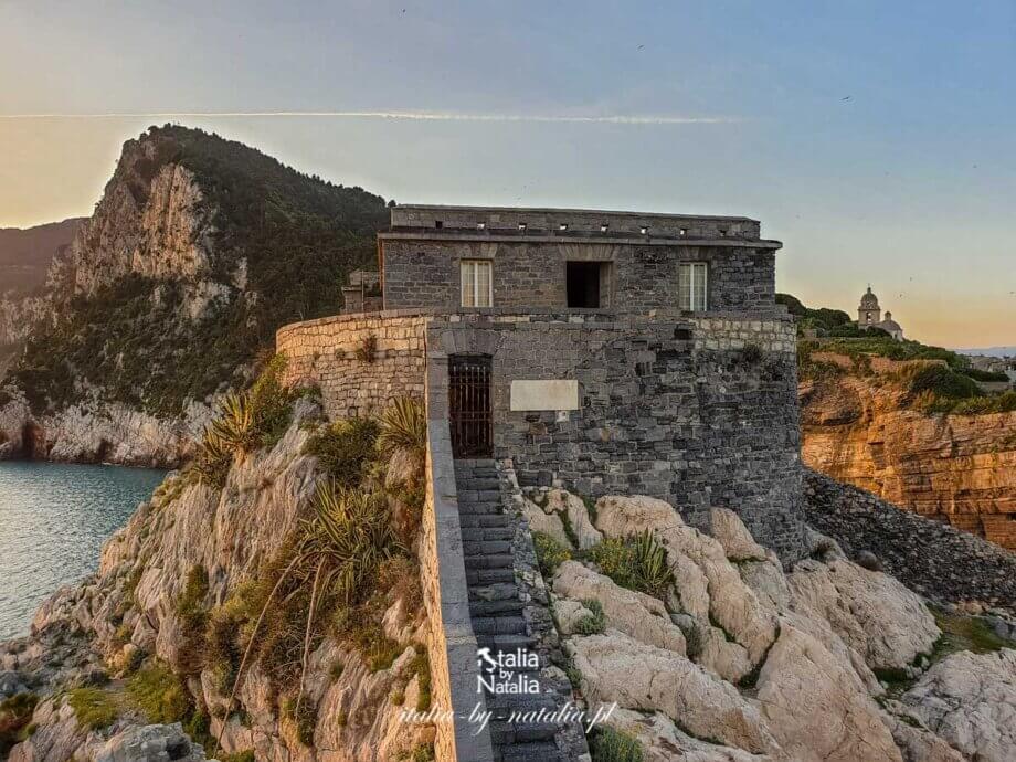 Portovenere - romantyczny zachód słońca na krańcu Ligurii