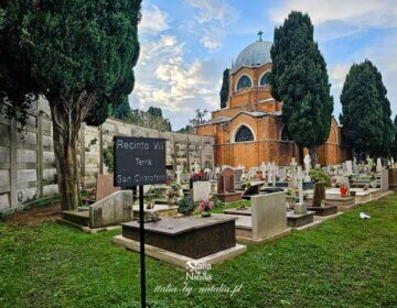 Cimitero di San Michele - cmentarz na wyspie San Michele w Wenecji. Jak go zwiedzić?