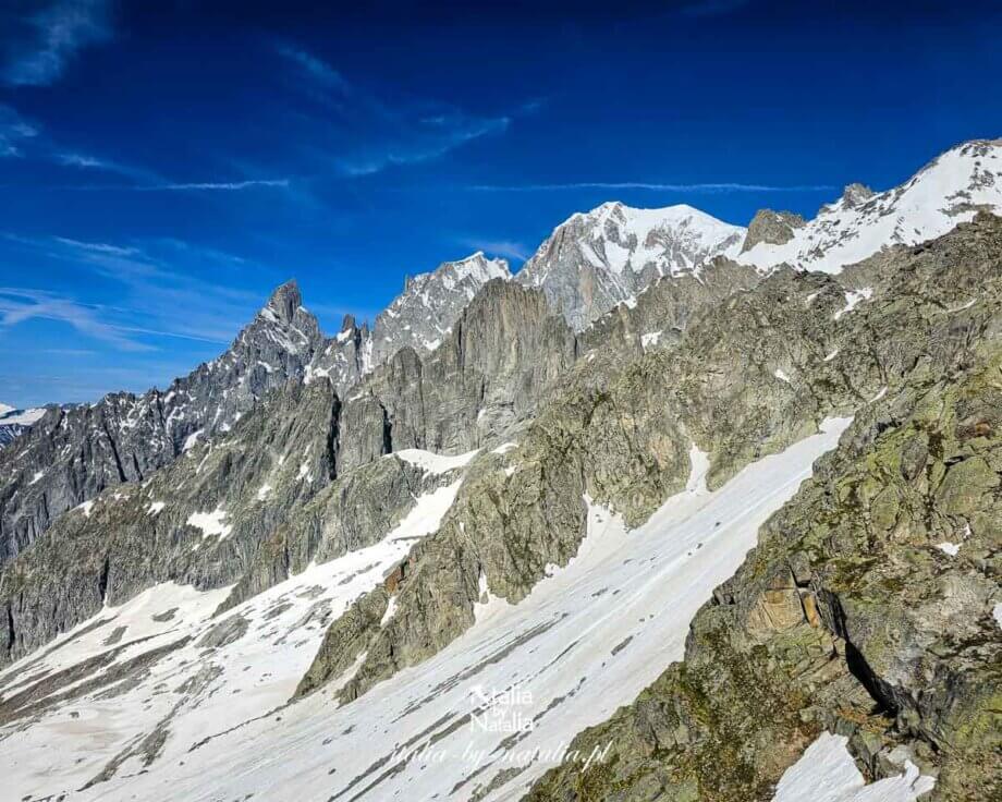 Skyway Monte Bianco - z Courmayeur (Entrèves) na Punta Helbronner najwyżej wjeżdżającą kolejką linową we Włoszech