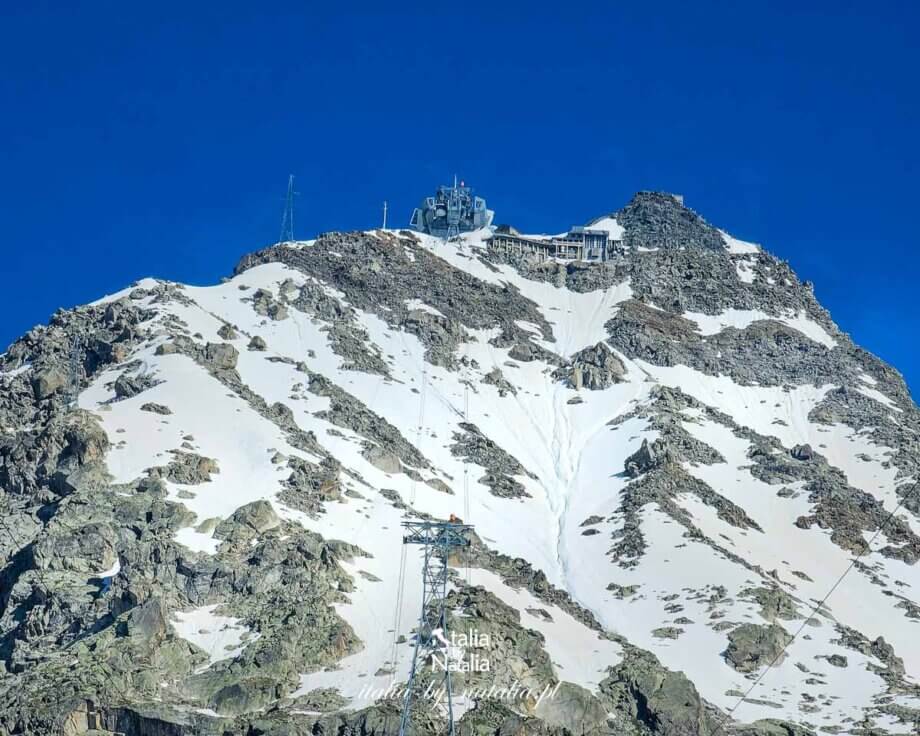 Skyway Monte Bianco - z Courmayeur (Entrèves) na Punta Helbronner najwyżej wjeżdżającą kolejką linową we Włoszech