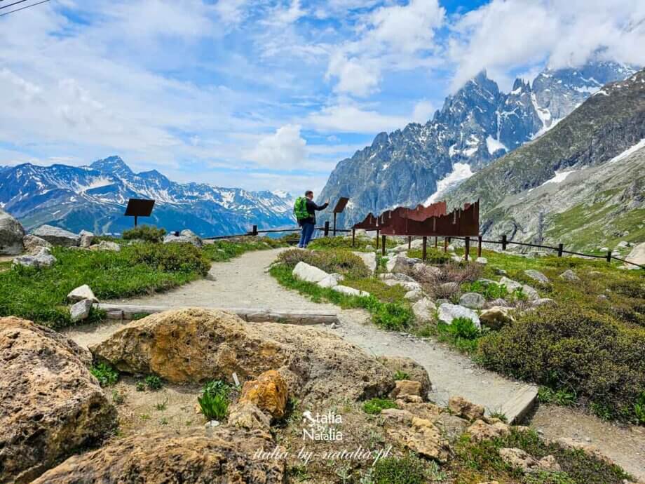 Skyway Monte Bianco - z Courmayeur (Entrèves) na Punta Helbronner najwyżej wjeżdżającą kolejką linową we Włoszech